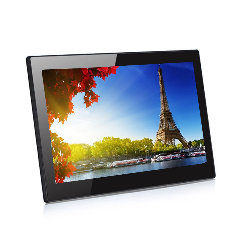 مشغل إعلانات TFT Android مقاس 18.5 بوصة مزود بمسافة بكسل تبلغ 0.297 مم وحافظة من الألومنيوم للاستخدام الداخلي والخارجي